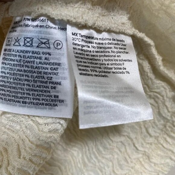 H&M Off White Textured Women's Sleeveless Blouse - Picture 6 of 6